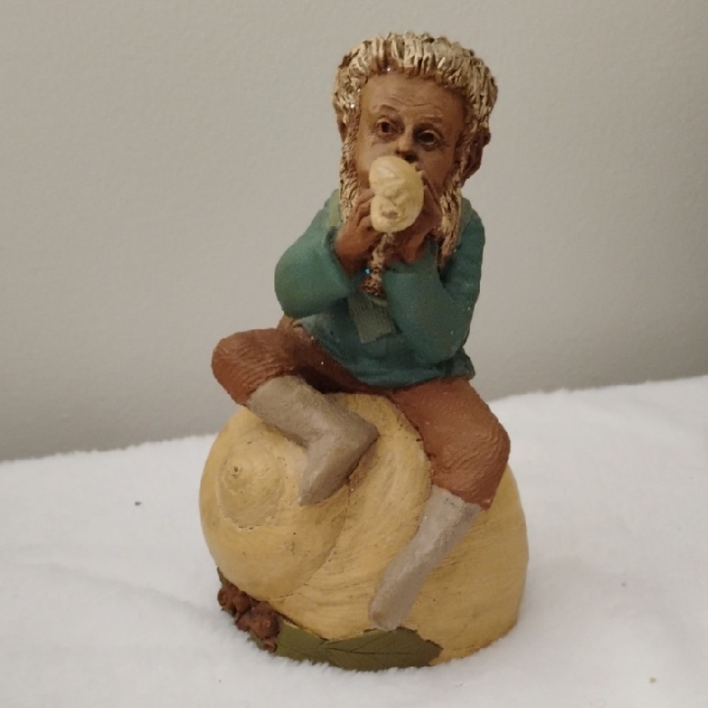 Vans Figurine with Green and Brown Details